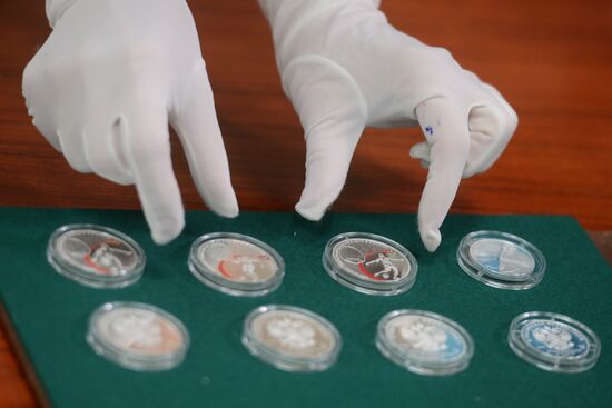 2018 FIFA World Cup commemorative coins