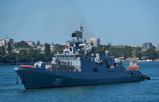 Admiral Essen frigate arrives in Sevastopol