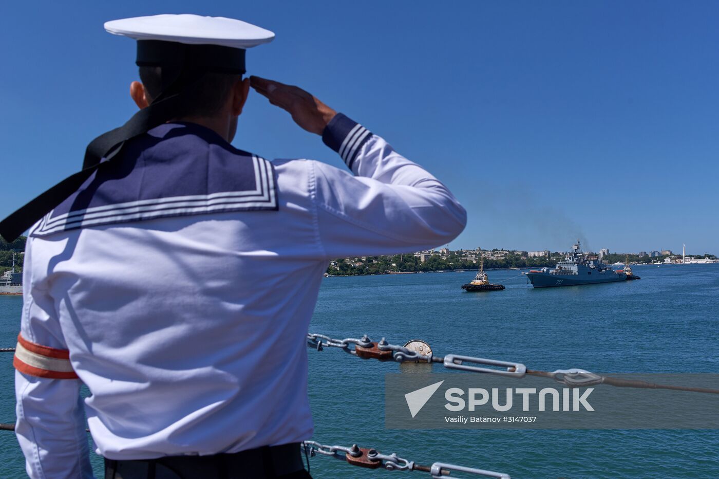 Admiral Essen frigate arrives in Sevastopol