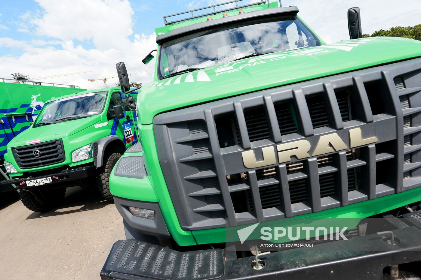Teams prepare for Silk Way Rally
