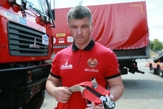 Teams prepare for Silk Way Rally