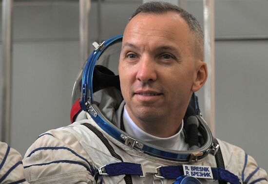 ISS-52/53 Mission Main Crew training in GCTC