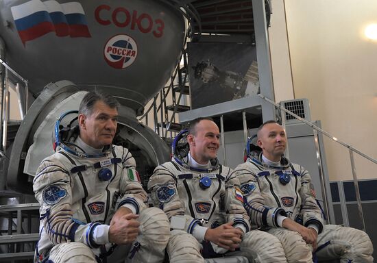 ISS-52/53 Mission Main Crew training in GCTC
