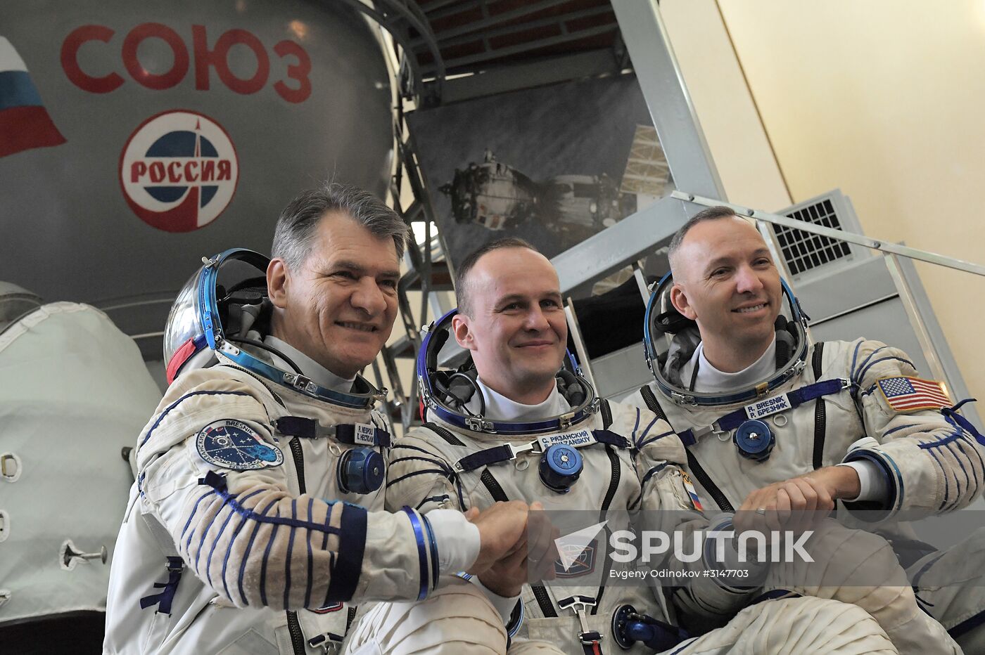 ISS-52/53 Mission Main Crew training in GCTC