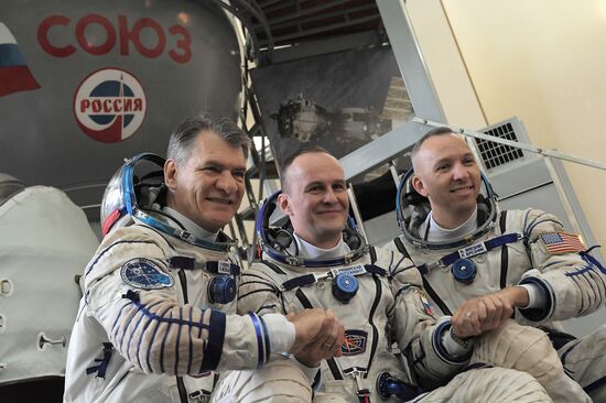 ISS-52/53 Mission Main Crew training in GCTC