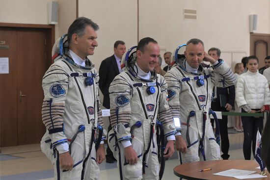 ISS-52/53 Mission Main Crew training in GCTC