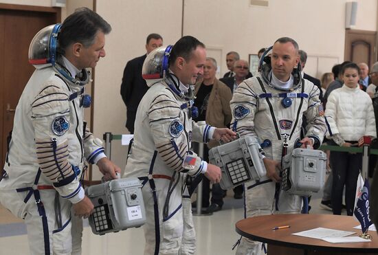 ISS-52/53 Mission Main Crew training in GCTC
