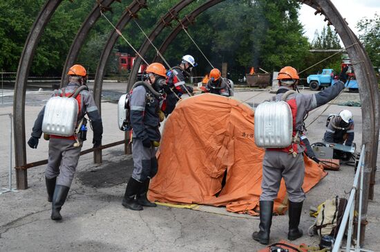 Emergency drill at Bazhanov mine in Donetsk region