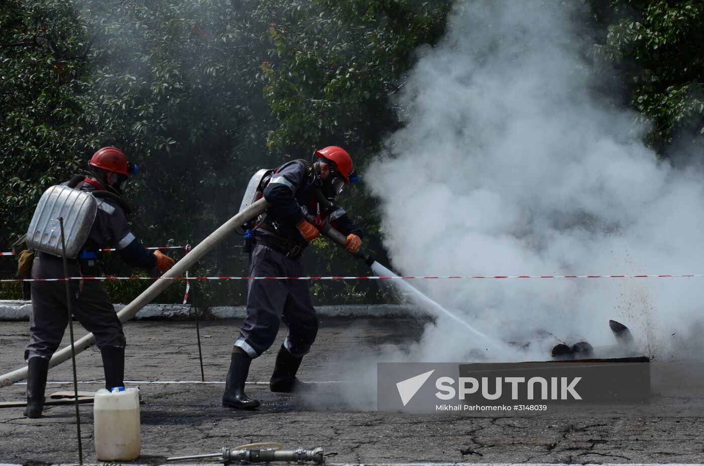 Emergency drill at Bazhanov mine in Donetsk region