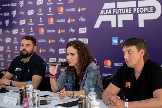 Alfa Future People 2017 festival. Day one