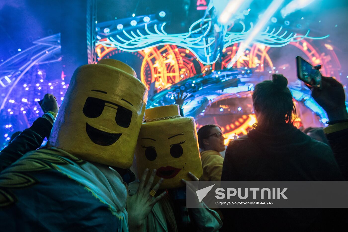Alfa Future People 2017 festival. Day one