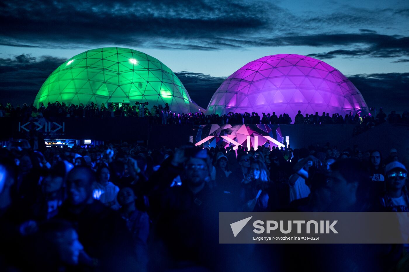 Alfa Future People 2017 festival. Day one