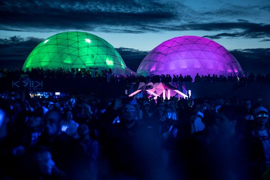 Alfa Future People 2017 festival. Day one