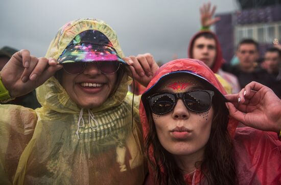 Alfa Future People 2017 festival. Day two