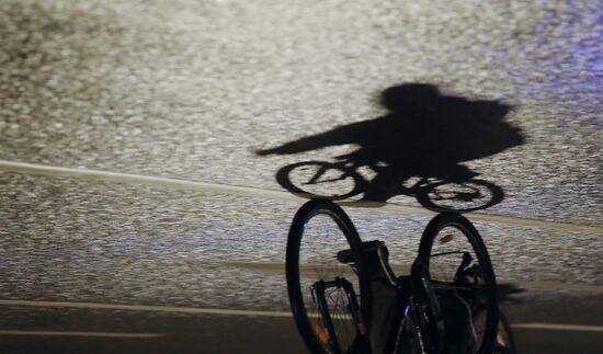 Third night time cycle parade in Moscow