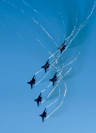 Celebrations mark Russian Aerospace Forces' 105th anniversary in St. Petersburg