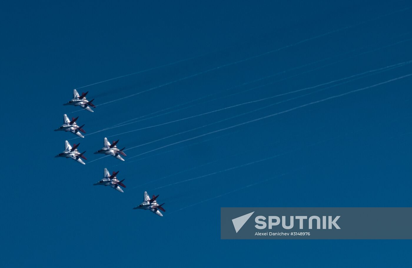 Celebrations mark Russian Aerospace Forces' 105th anniversary in St. Petersburg