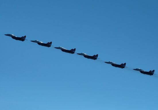 Celebrations mark Russian Aerospace Forces' 105th anniversary in St. Petersburg