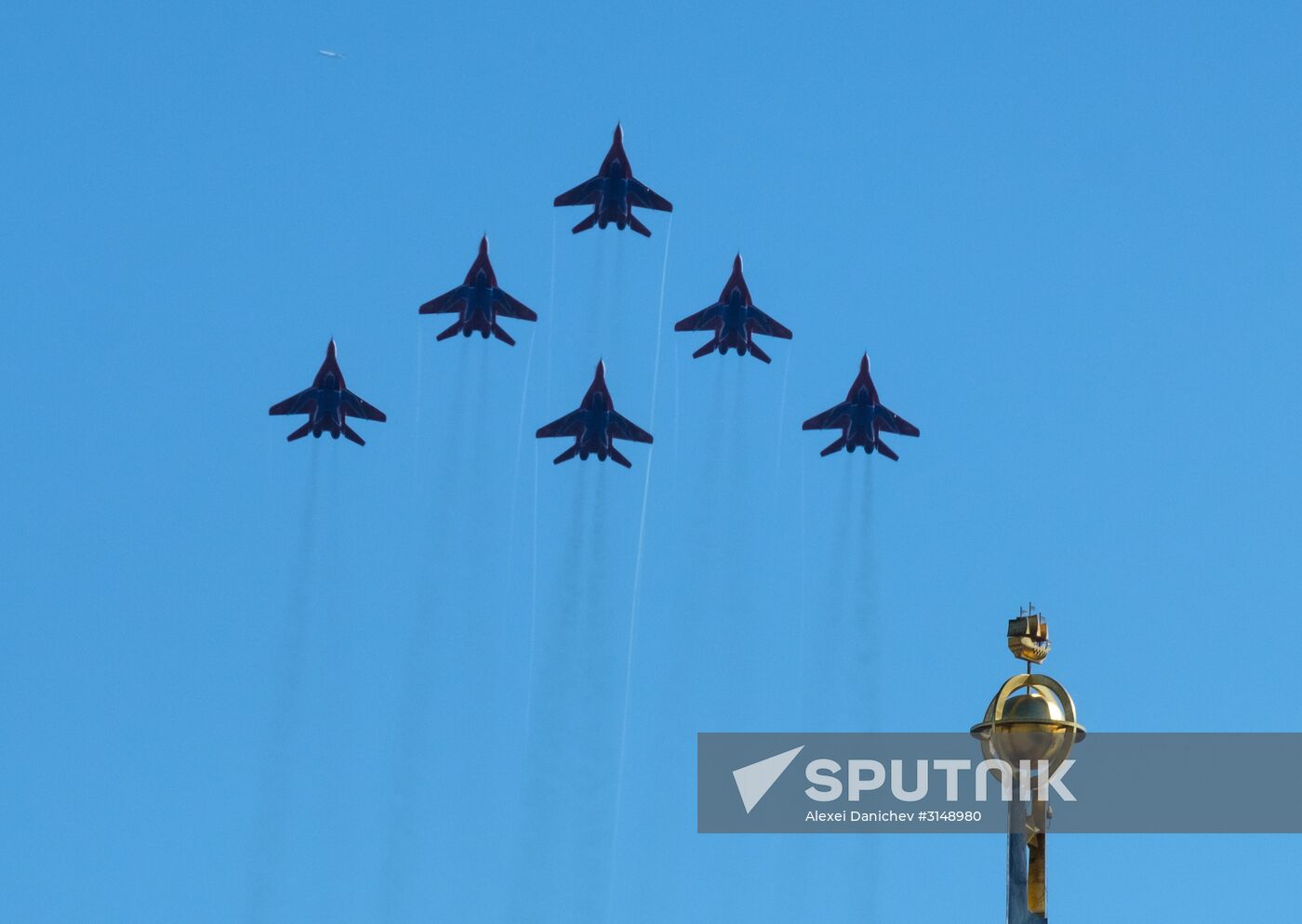 Celebrations mark Russian Aerospace Forces' 105th anniversary in St. Petersburg