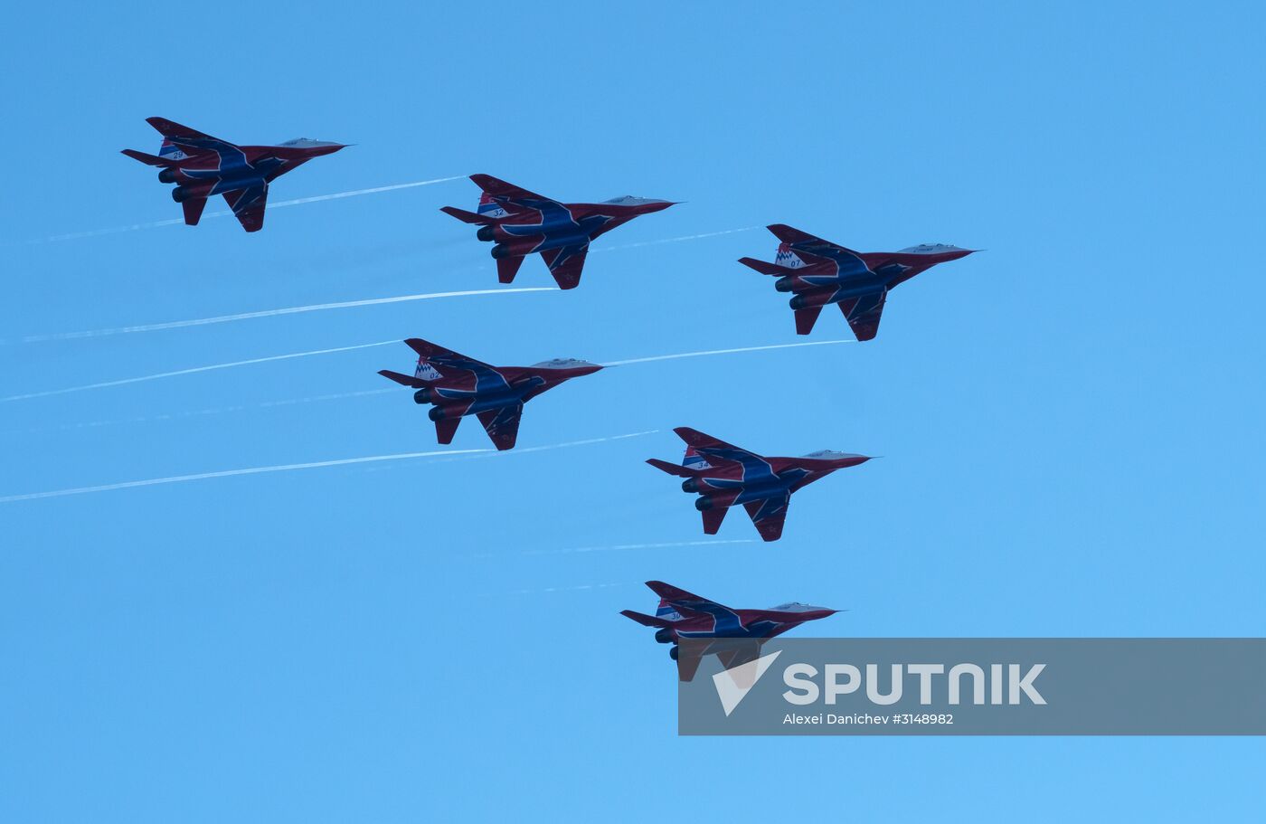 Celebrations mark Russian Aerospace Forces' 105th anniversary in St. Petersburg