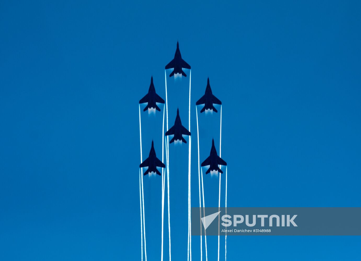 Celebrations mark Russian Aerospace Forces' 105th anniversary in St. Petersburg