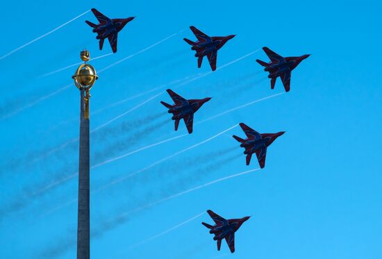 Celebrations mark Russian Aerospace Forces' 105th anniversary in St. Petersburg