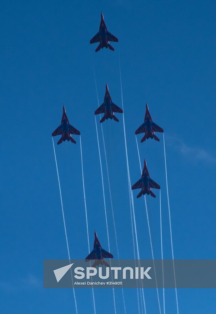 Celebrations mark Russian Aerospace Forces' 105th anniversary in St. Petersburg