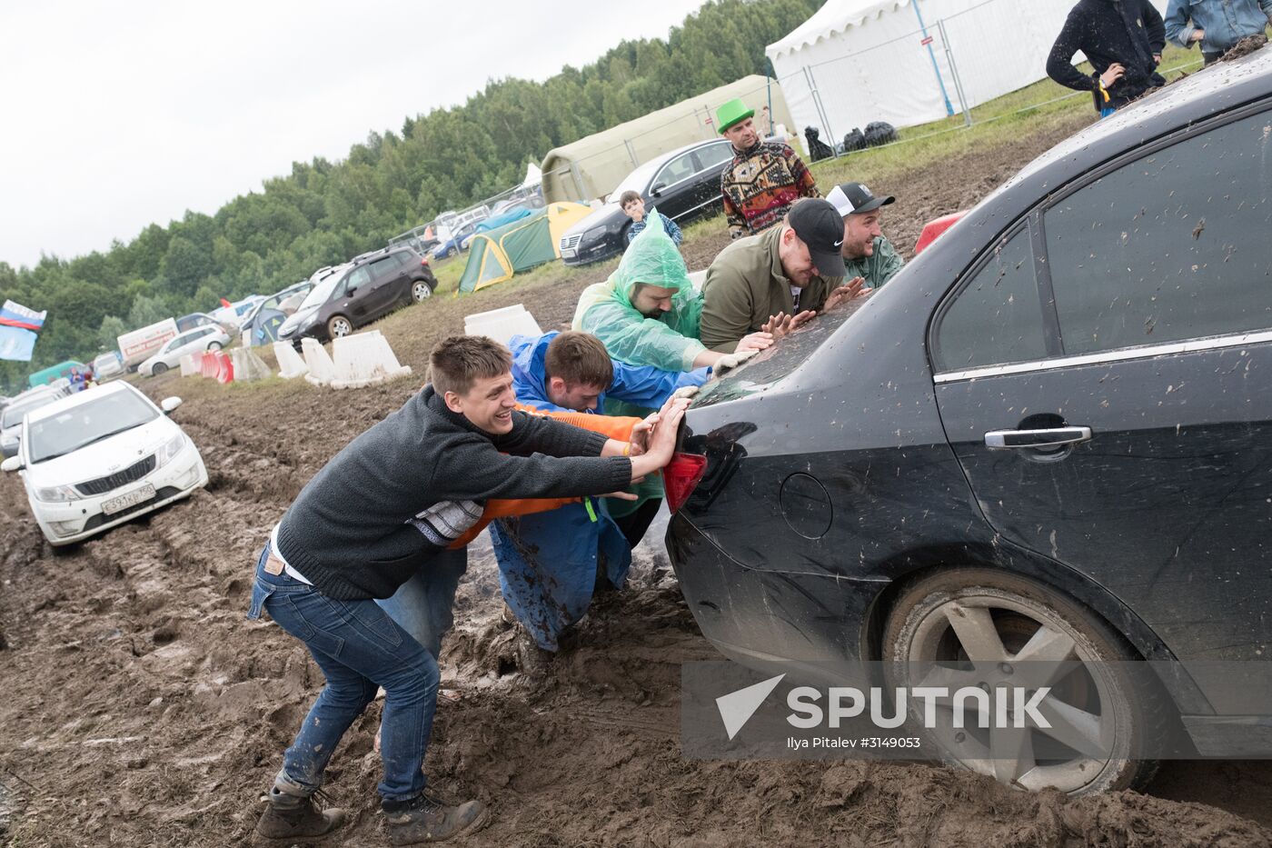 2017 Nashestviye rock music festival. Day three
