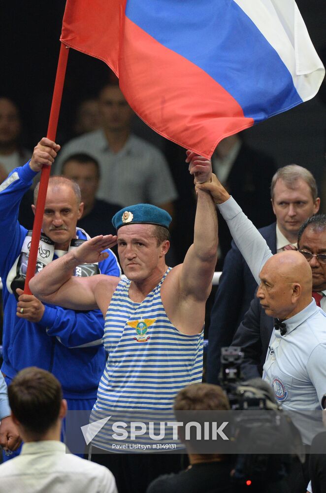 Boxing. Denis Lebedev vs. Mark Flanagan