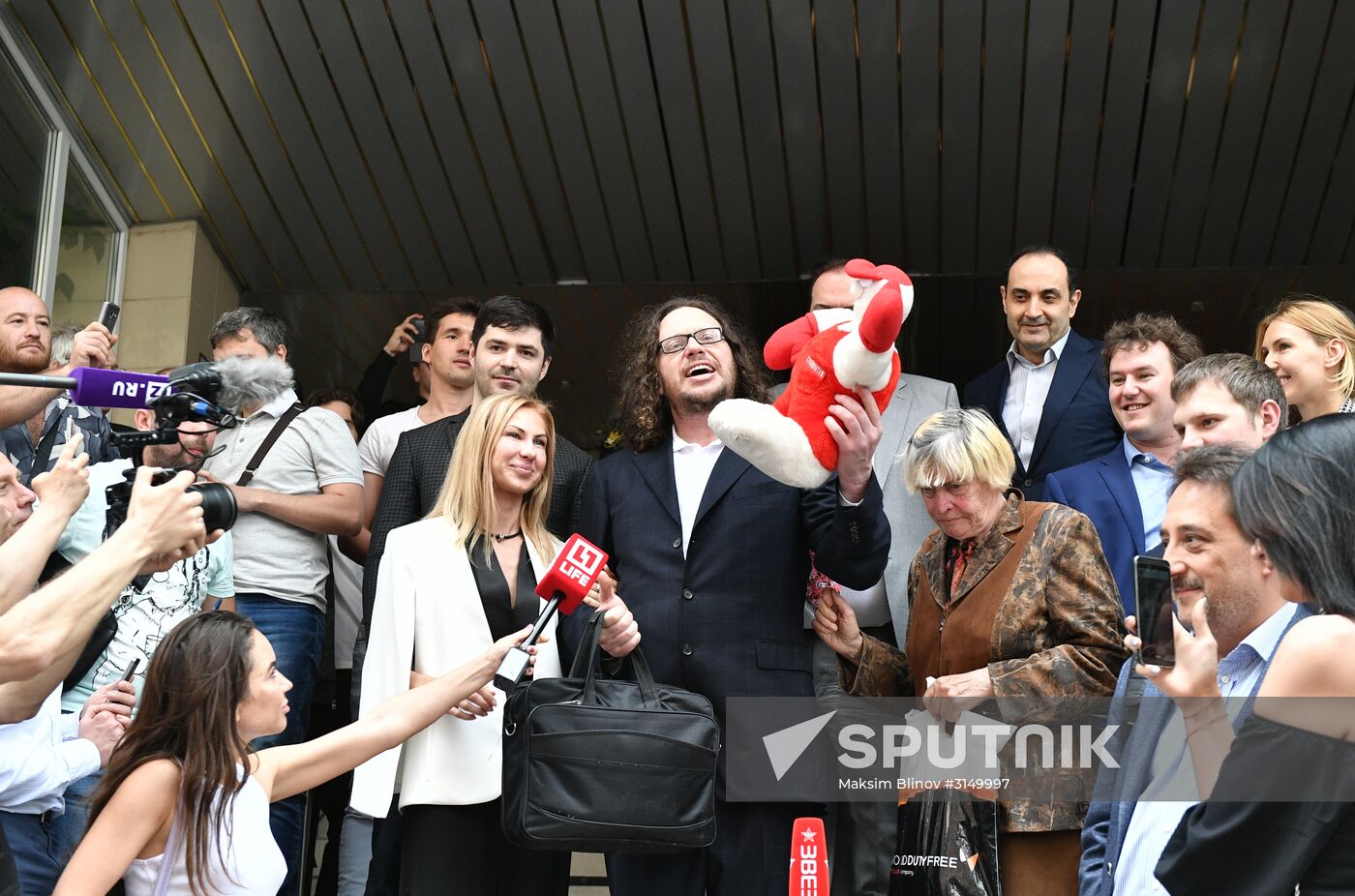 Court announces verdict in businessman Sergei Polonsky's case