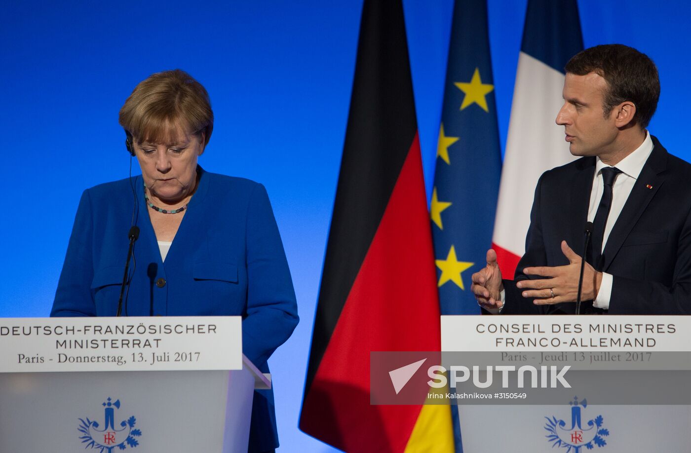 Emmanuel Macron and Angela Merkel's press conference in Paris