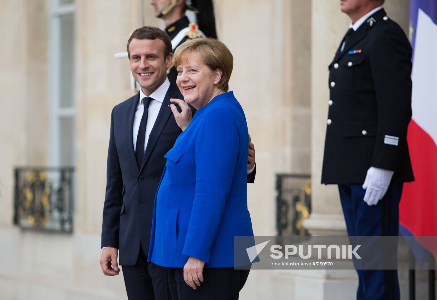 Emmanuel Macron and Angela Merkel's press conference in Paris