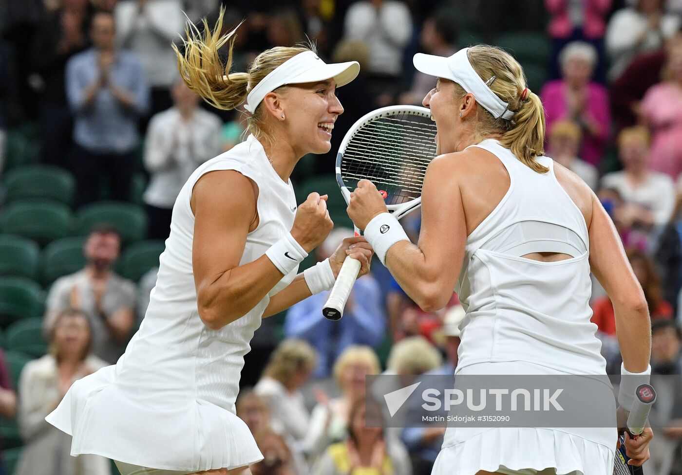 Russian tennis players Ekaterina Makarova and Elena Vesnina win Wimbledon women's doubles tournament