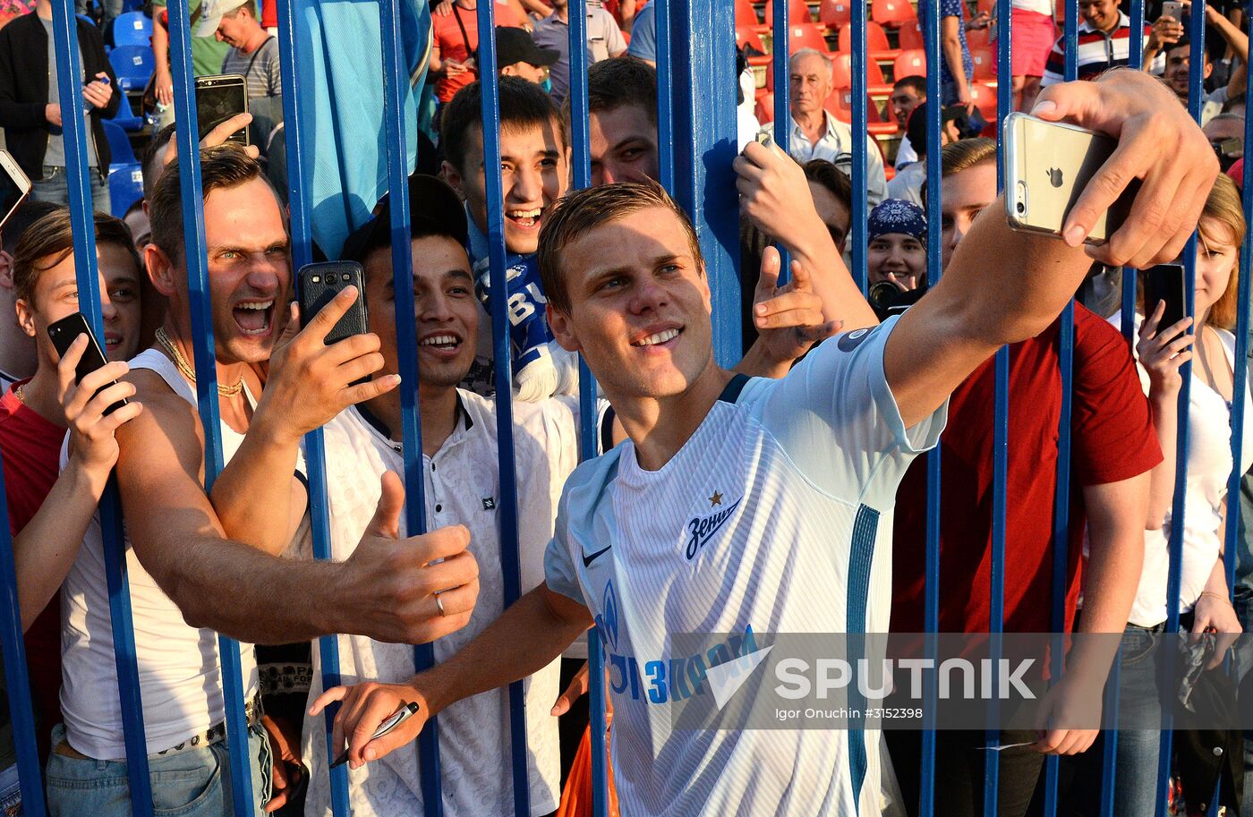 Russian Football Premier League. SKA-Khabarovsk vs. Zenit