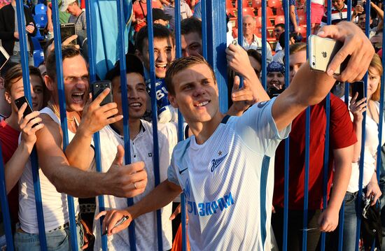 Russian Football Premier League. SKA-Khabarovsk vs. Zenit