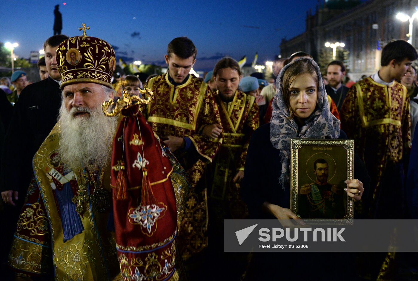 Tsarian religious procession in Yekaterinburg