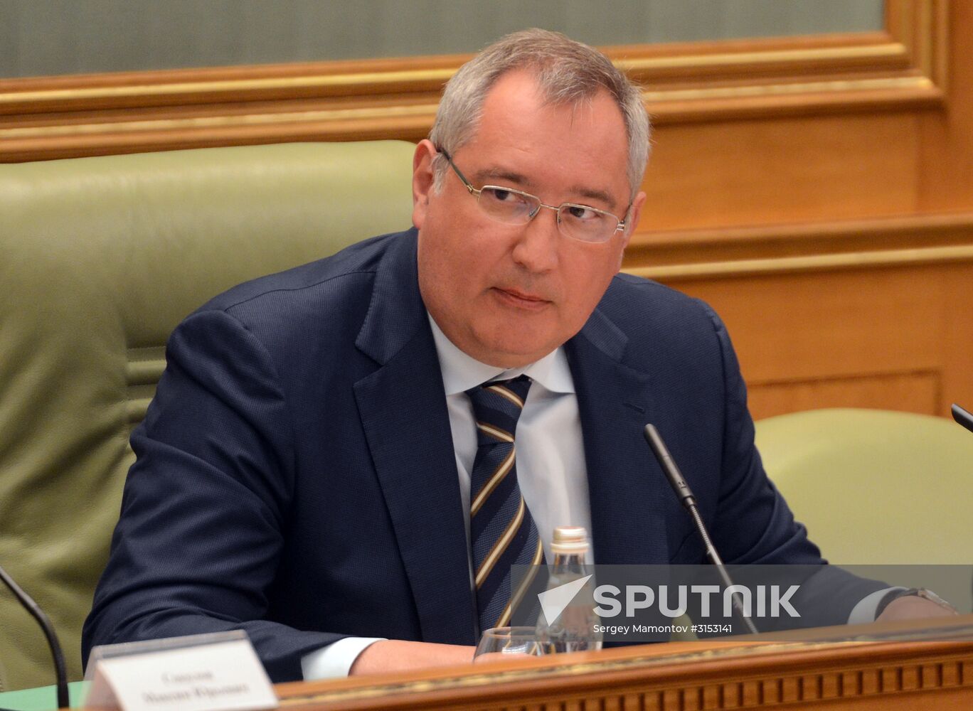 Vice-Prime Minister Dmitry Rogozin conducts meeting of governmental aviation board