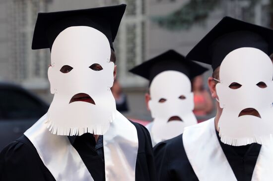 Lviv protesters oppose judicial-system corruption