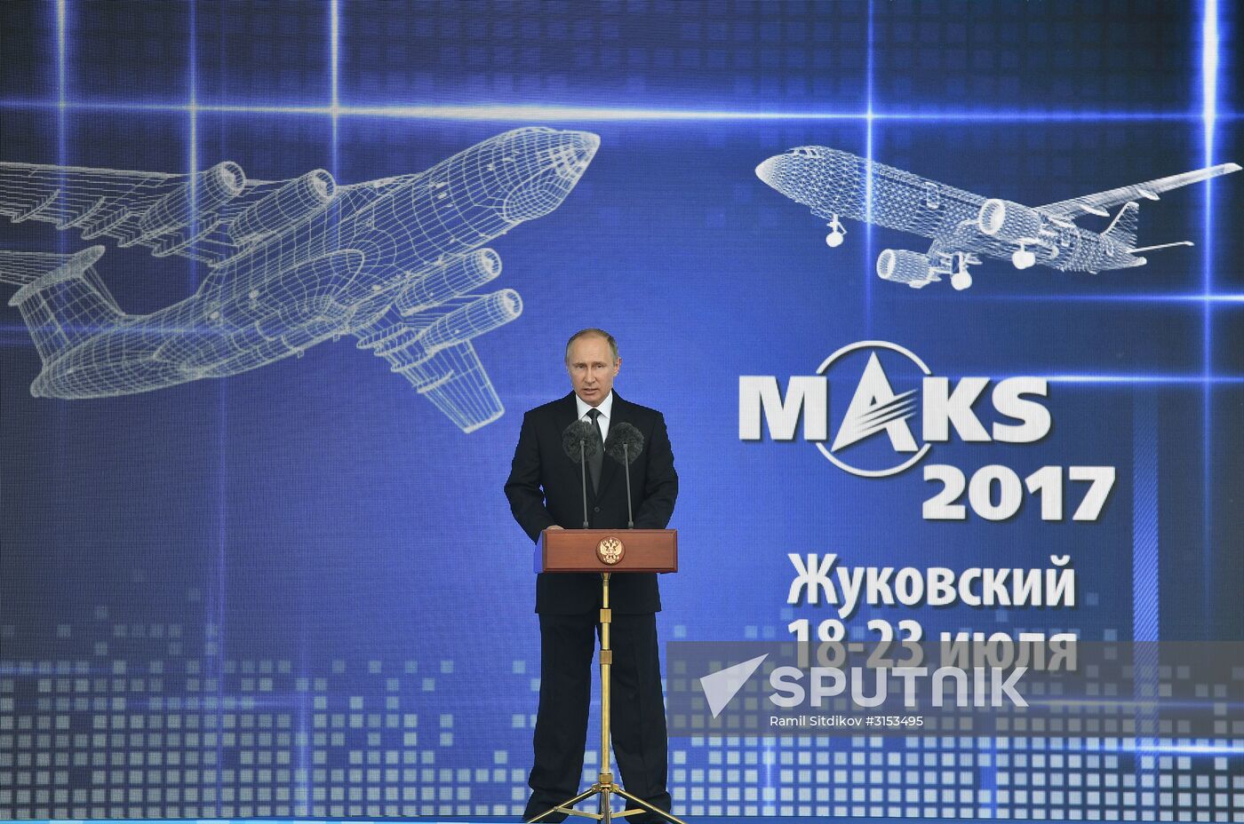 Vladimir Putin visits the International Aviation and Space Salon MAKS-2017