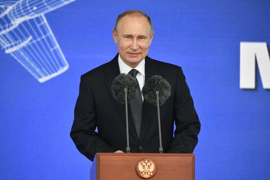 Vladimir Putin visits the International Aviation and Space Salon MAKS-2017