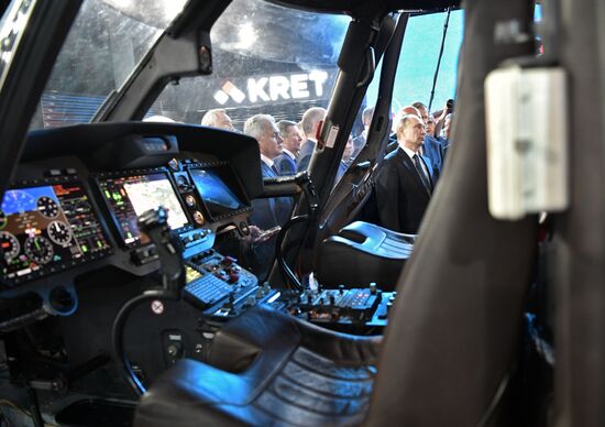 Vladimir Putin visits the International Aviation and Space Salon MAKS-2017