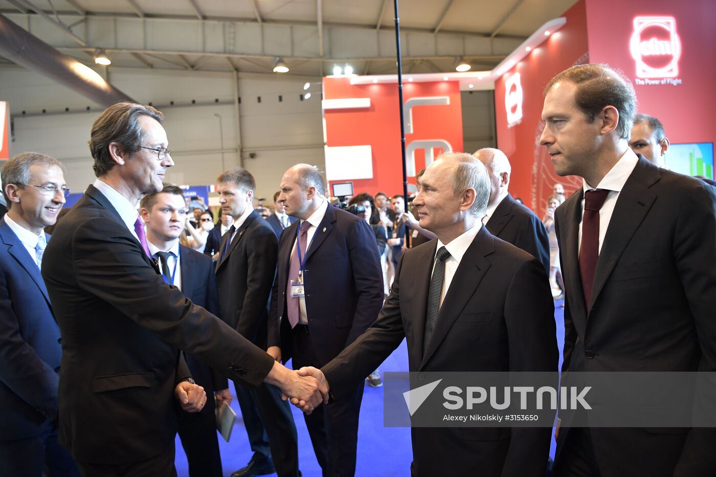 Vladimir Putin visits the International Aviation and Space Salon MAKS-2017