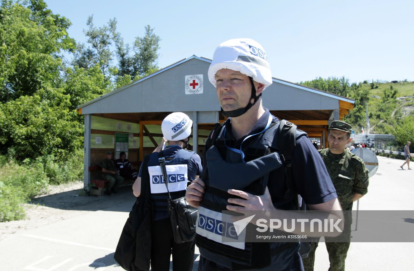 Principal Deputy Chief Monitor of the OSCE Special Monitoring Mission to Ukraine Alexander Hug visits Cossack village of Luganskaya