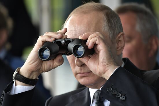 Vladimir Putin visits the International Aviation and Space Salon MAKS-2017