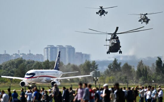 International Aviation and Space Salon MAKS-2017 opens in Zhukovsky