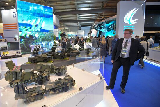 International Aviation and Space Salon MAKS-2017 opens in Zhukovsky