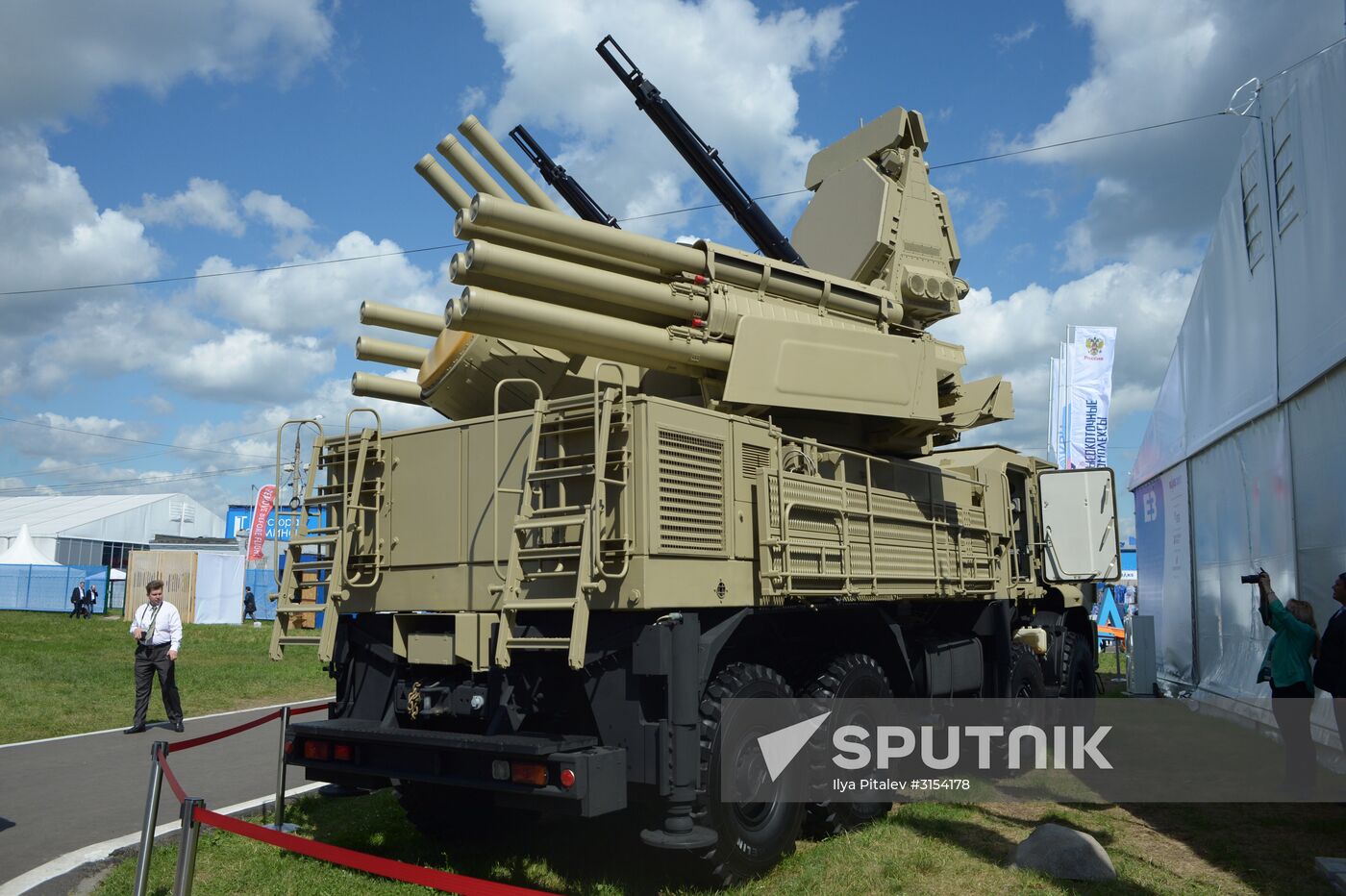 International Aviation and Space Salon MAKS-2017. Day two