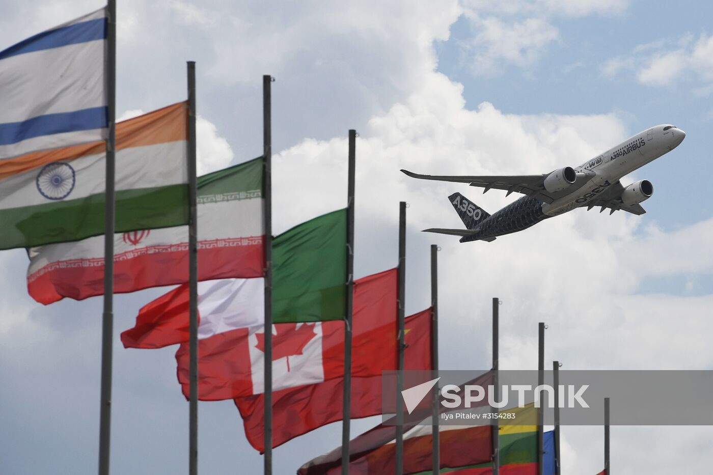 International Aviation and Space Salon MAKS-2017. Day two