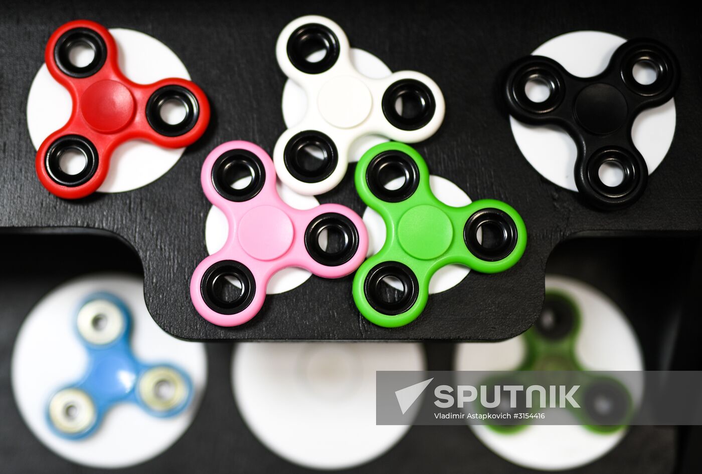 Fidget spinners sale in Moscow