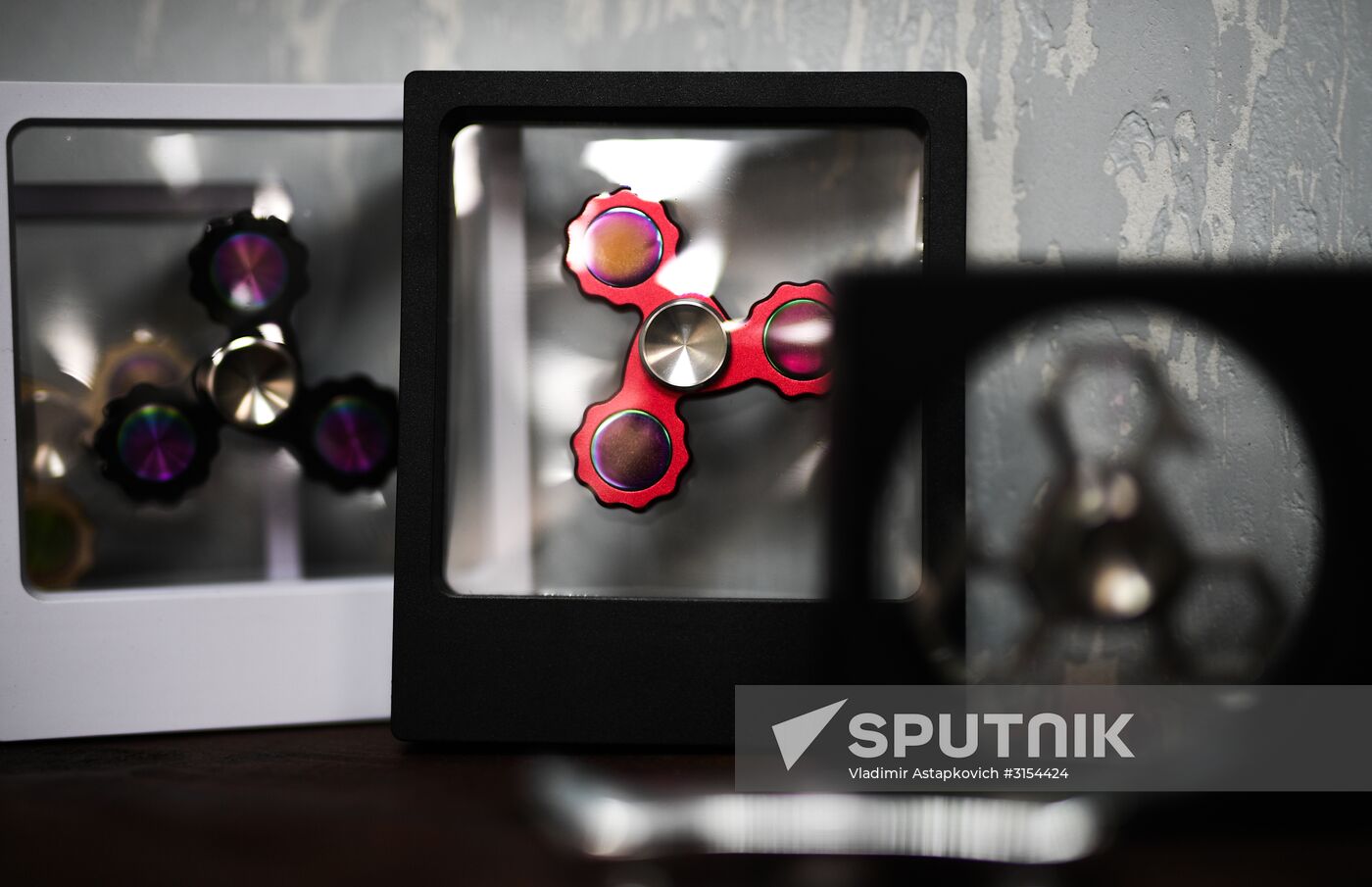 Fidget spinners sale in Moscow
